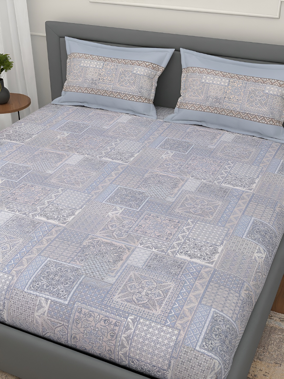 Srijee Decors Blue Ethnic Motifs 300 TC Cotton Fitted King Bedsheet with 2 Pillow Covers
