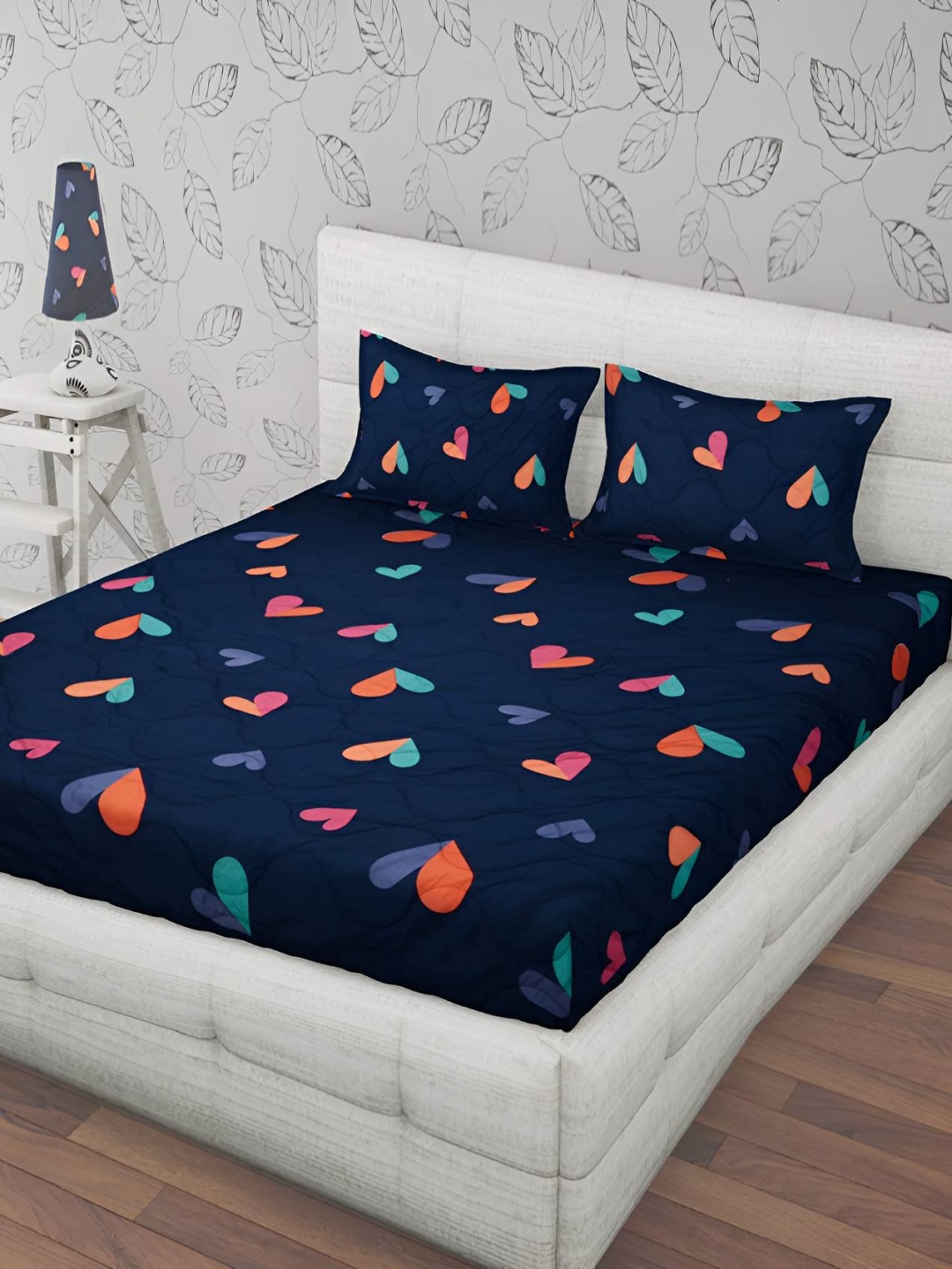 

Bajo's Navy Blue & Orange Geometric 300 TC Queen Bedsheet Set