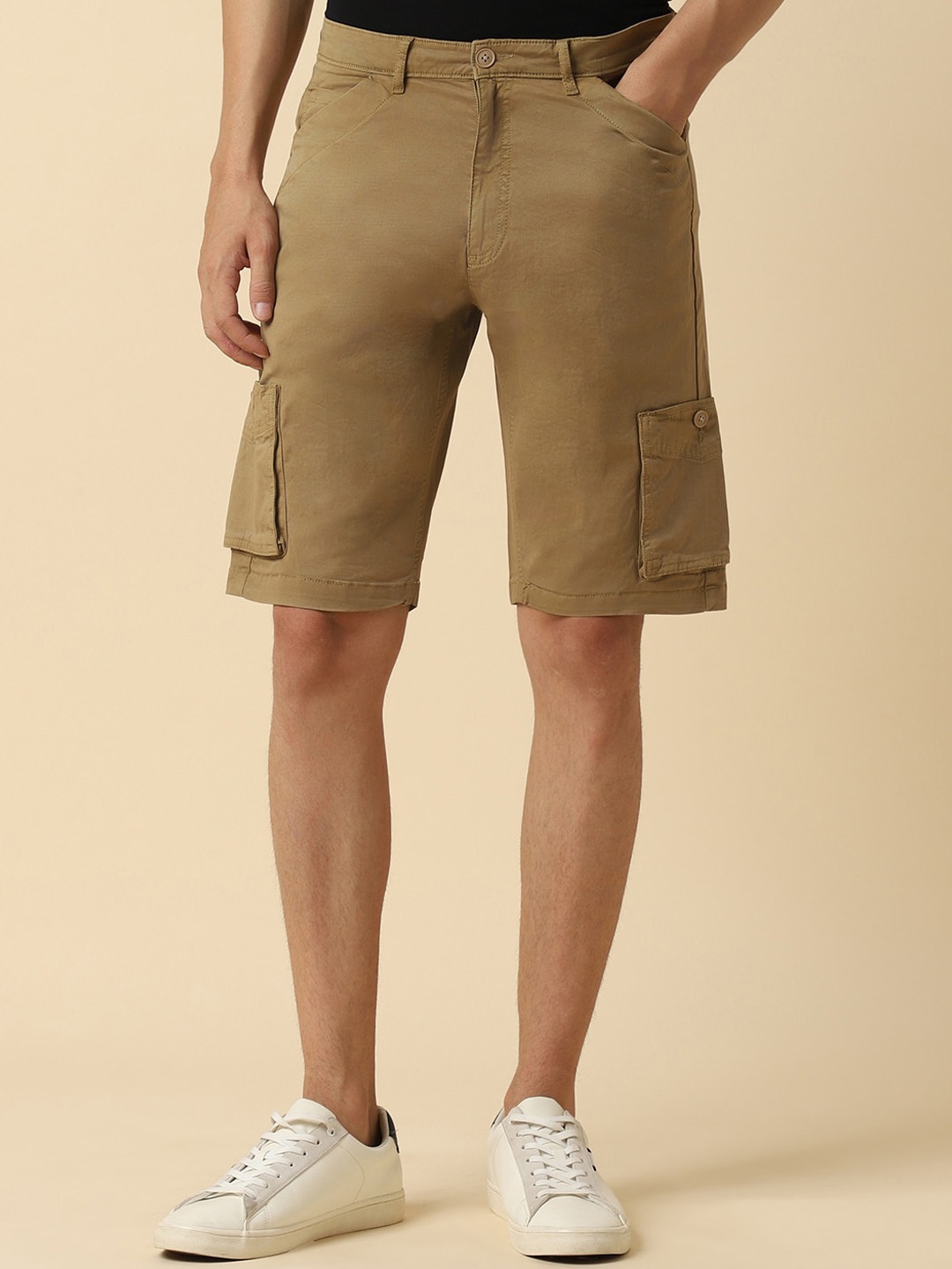 

Allen Solly Men Slim Fit Mid-Rise Cargo Shorts, Brown