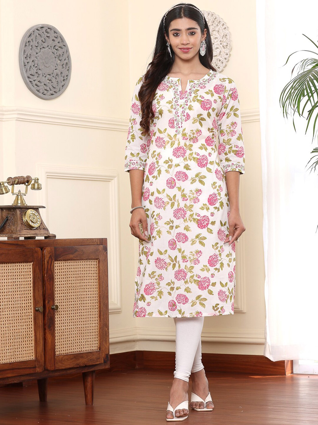 

Haute and Humble Floral Printed Thread Work Pure Cotton Straight Kurta, White