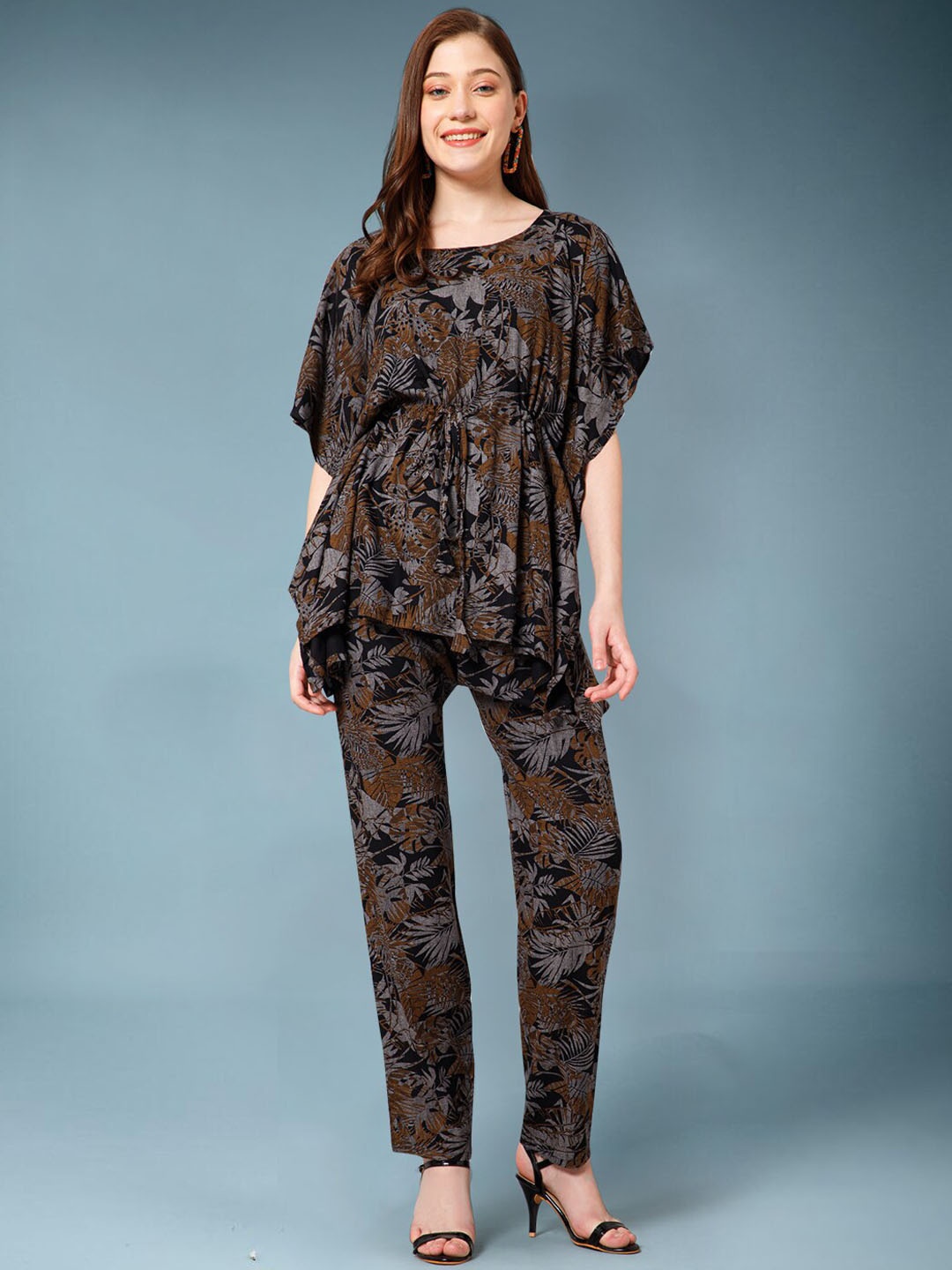 

MAHALASA Floral Printed Top & Trousers, Brown