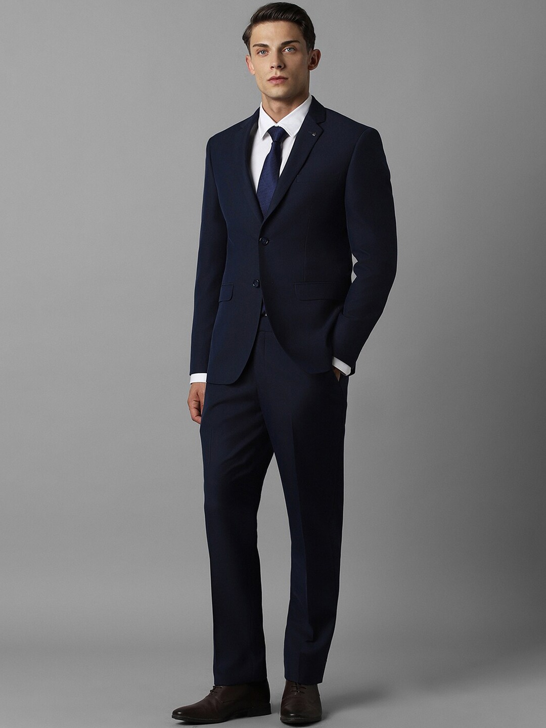 

Louis Philippe Striped Notched Lapel Slim-Fit Two Piece Formal Suit, Navy blue