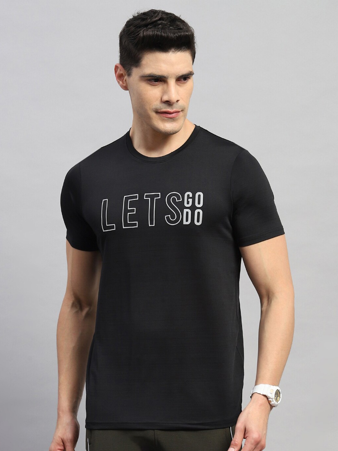 

rock.it Typography Printed Round Neck Casual T-shirt, Black