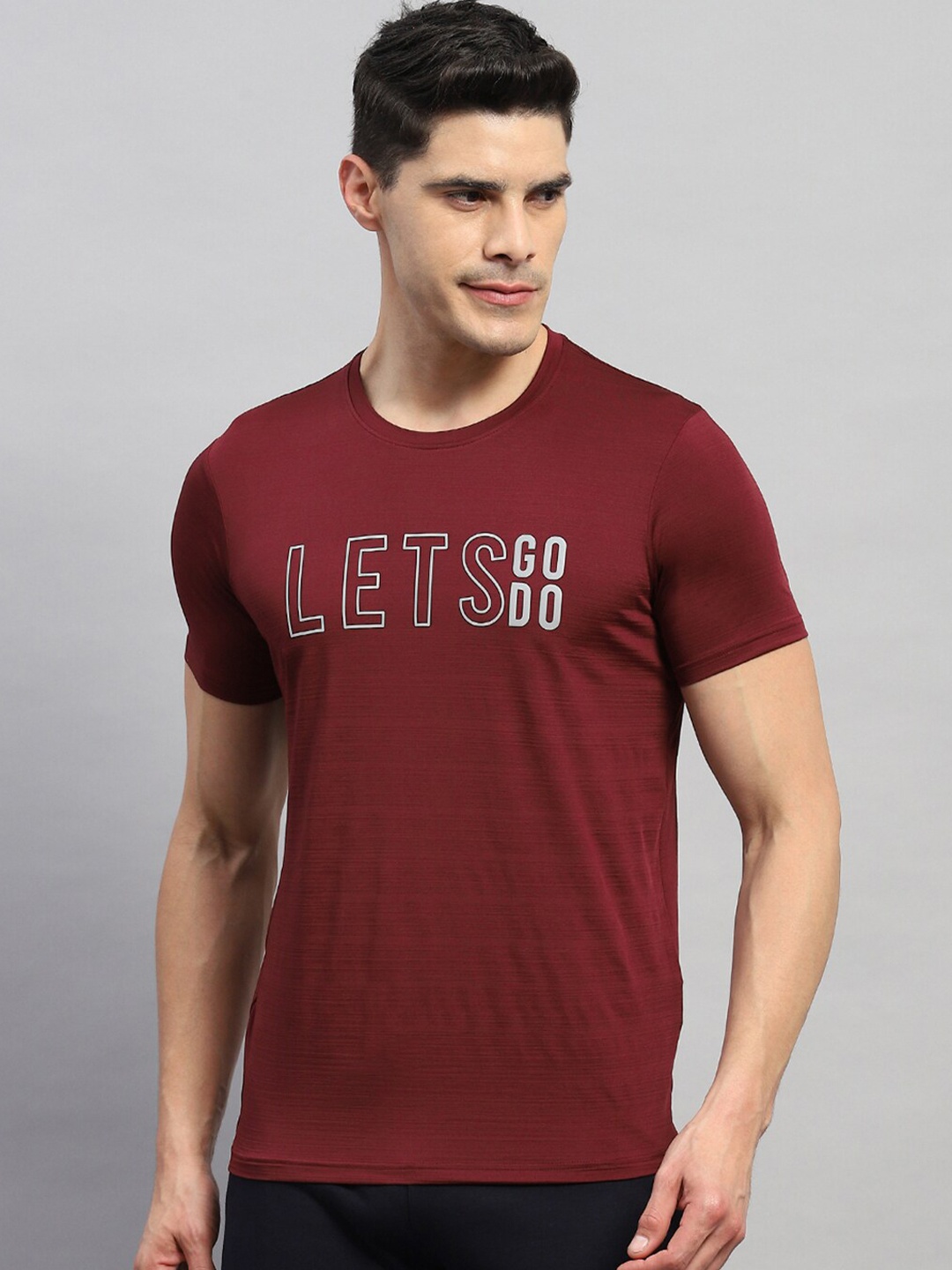 

rock.it Summar Typography Printed T-Shirt, Maroon