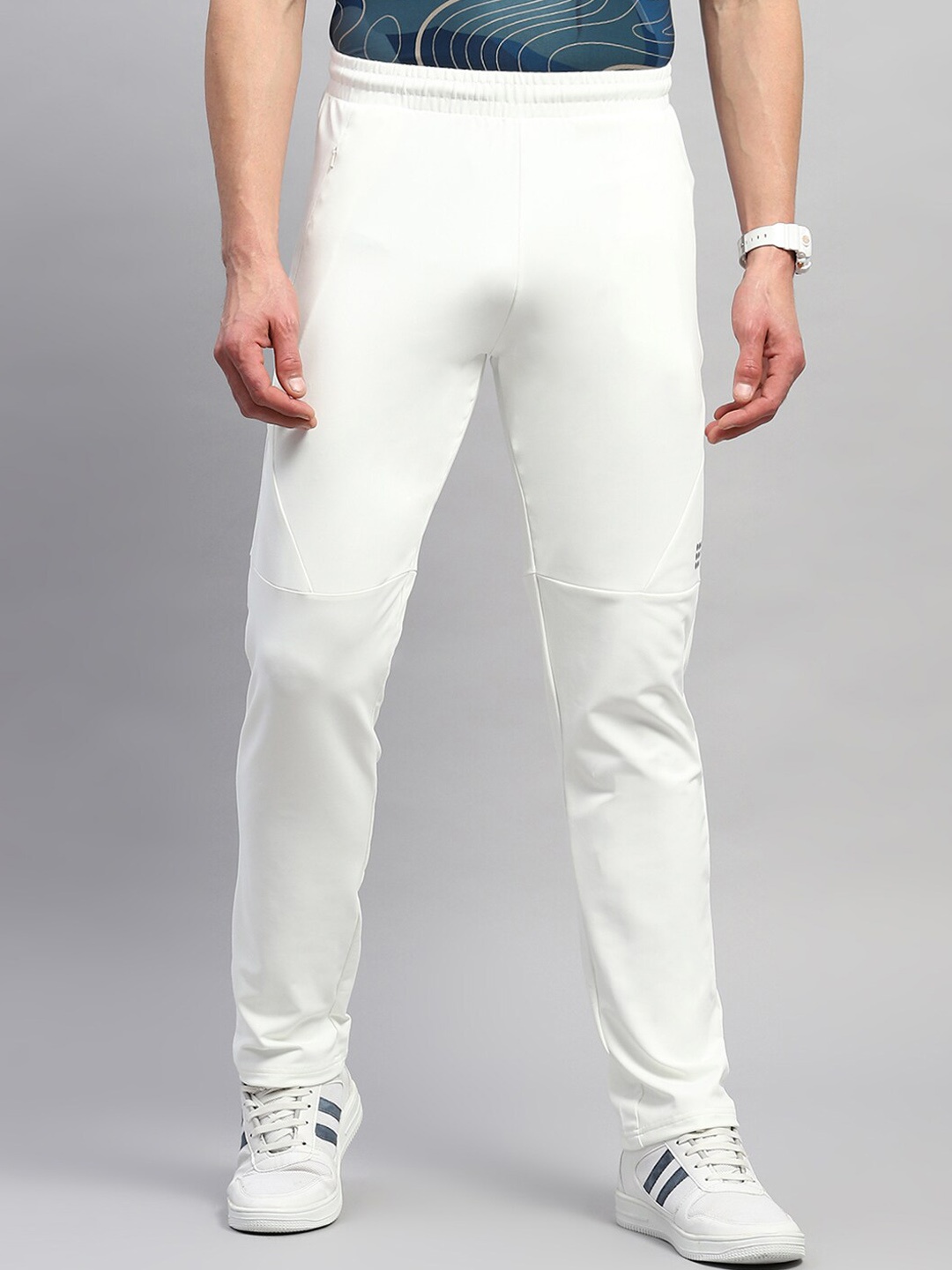 

rock.it Men Mid Rise Zipper Pockets Track Pants, White