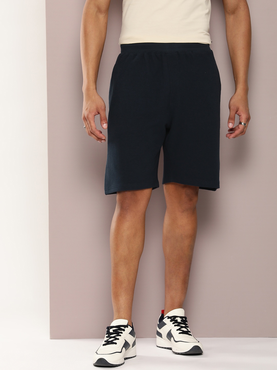 

DILLINGER Men Solid Regular Shorts, Navy blue