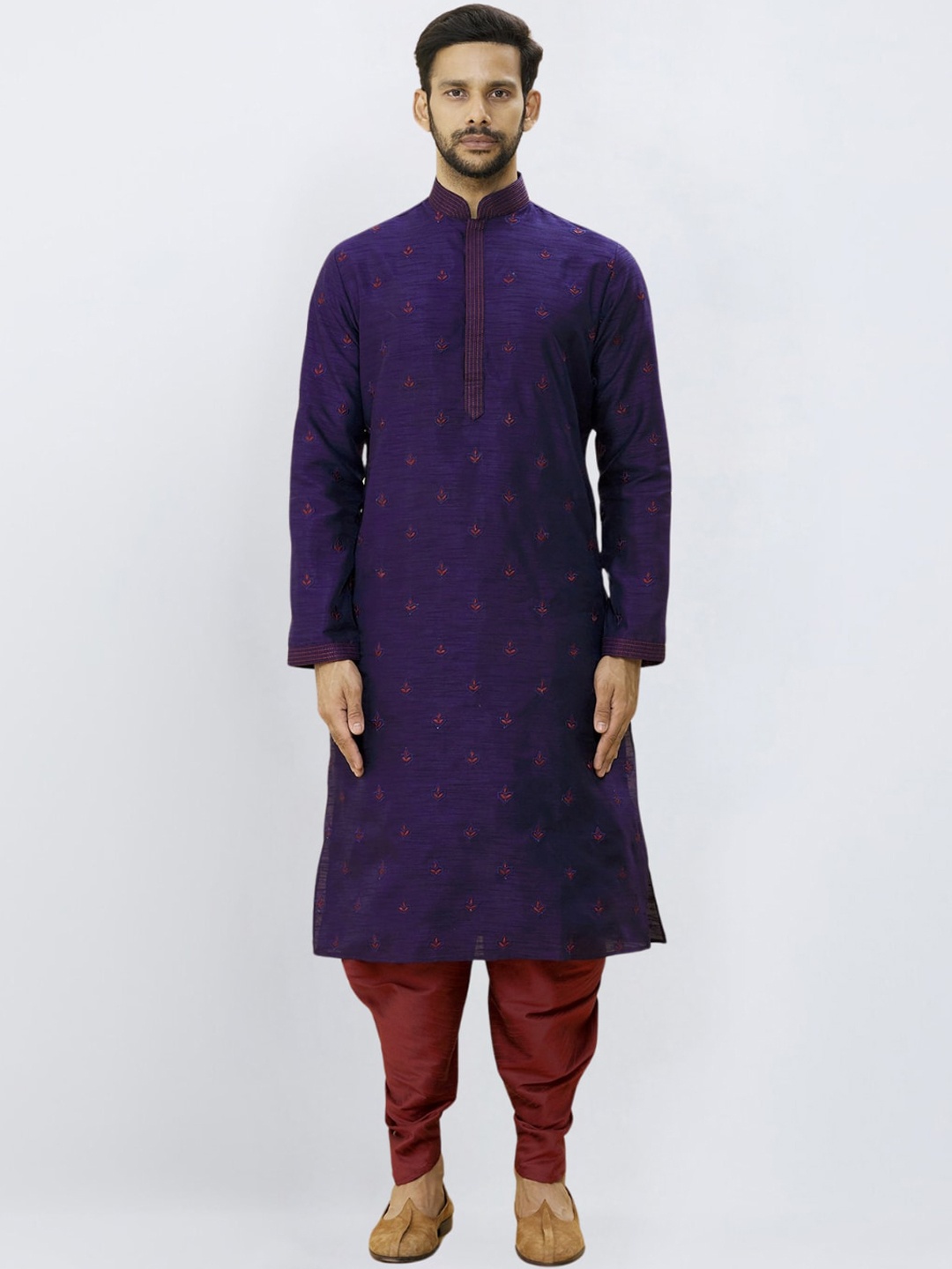 

Indian Poshakh Ethnic Motifs Embroidered Mandarin Collar Thread Work Kurta With Dhoti, Purple