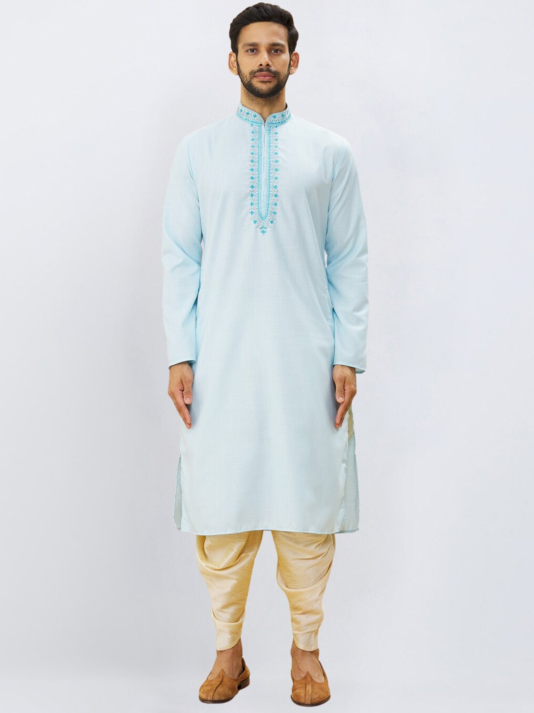 

Indian Poshakh Ethnic Motifs Embroidered Mandarin Collar Long Sleeves Kurta Set, Blue
