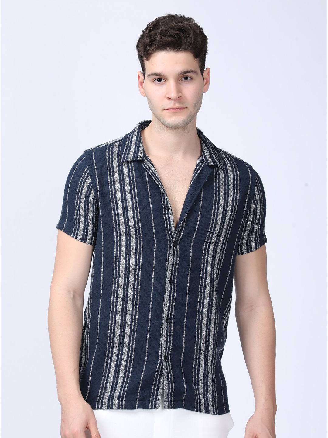 

POE Men Smart Slim Fit Vertical Stripes Cotton Casual Shirt, Navy blue