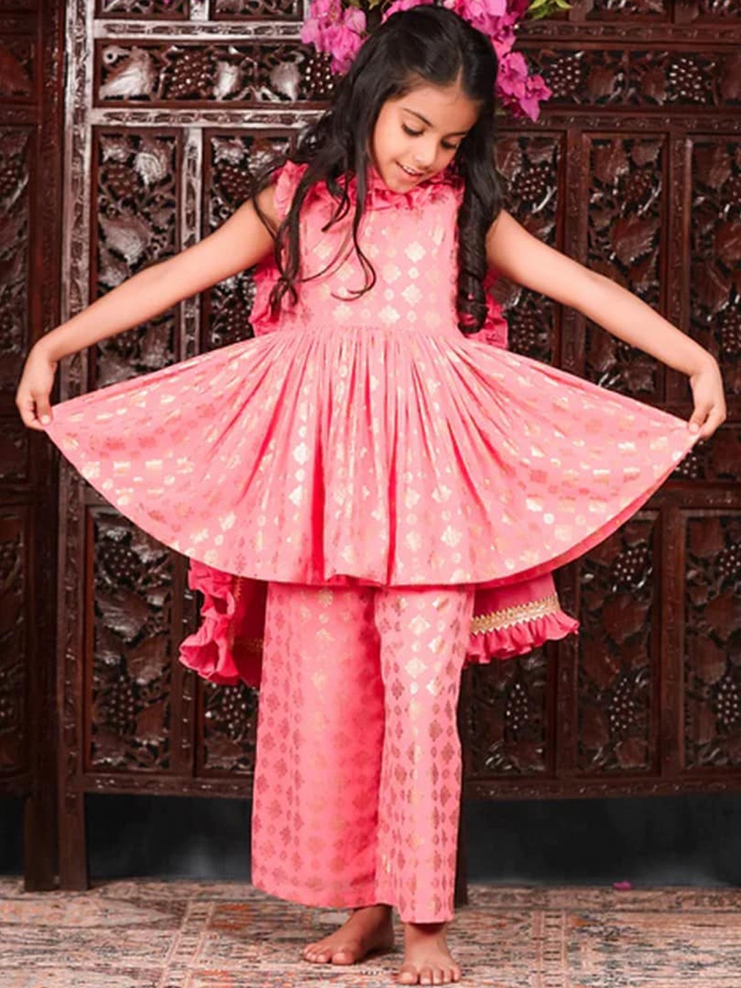 

THE PONY & PEONY CO. Girls Ethnic Motifs Printed Gotta Patti Kurti With Palazzos & Dupatta, Pink