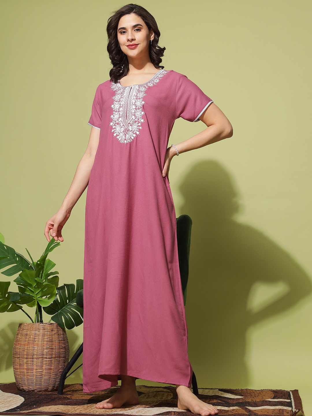 

9shines Label Embroidered A Line Maxi Nightdress, Pink