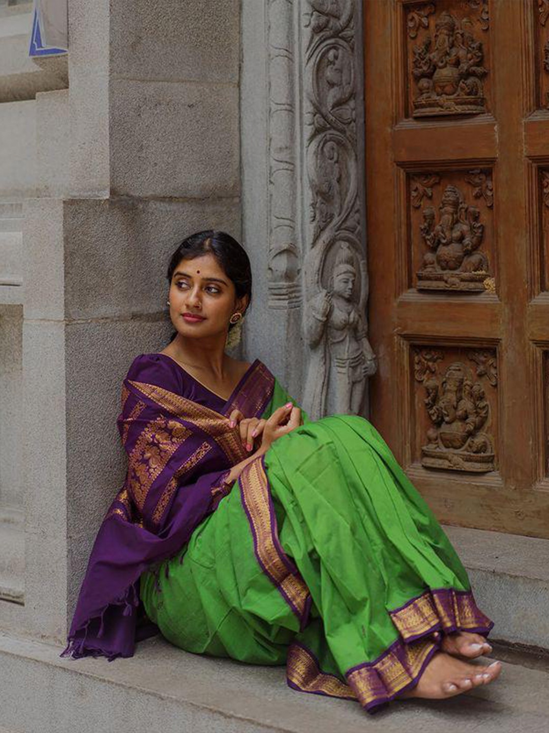 

SHIJILA Ethnic Motifs Zari Pure Silk Kanjeevaram Saree, Green