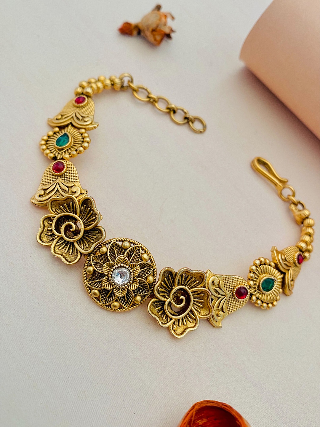 

Sangria Stone Studded Antique Armlet, Gold
