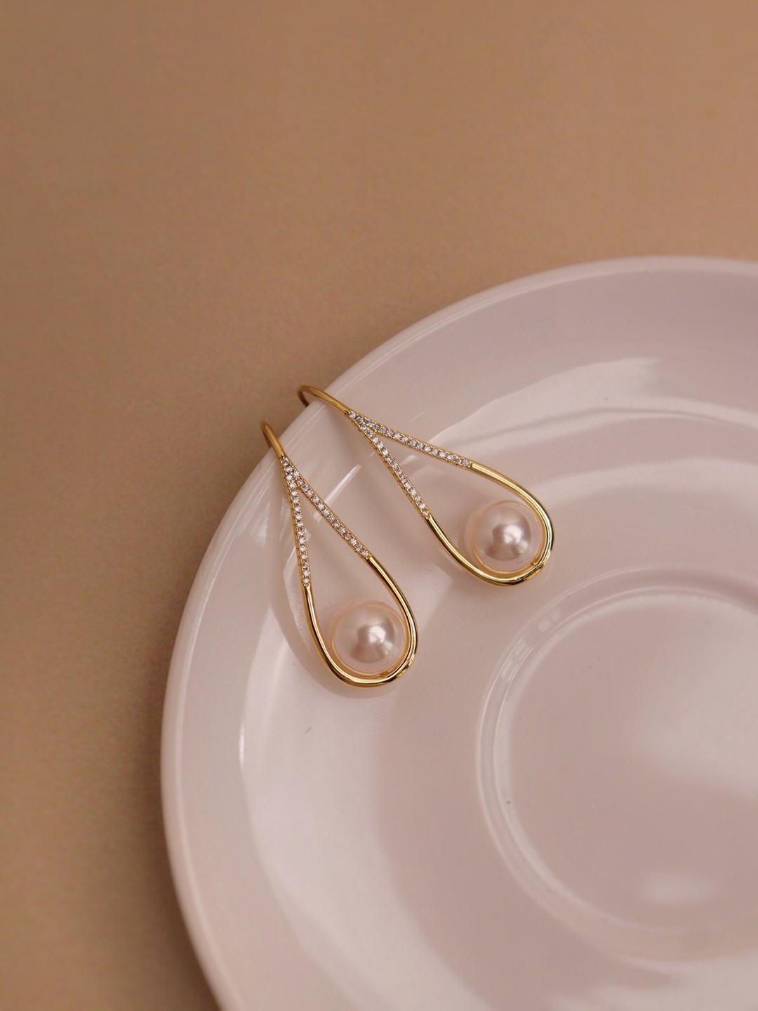 

CURIO COTTAGE Gold-Plated Contemporary Drop Earrings