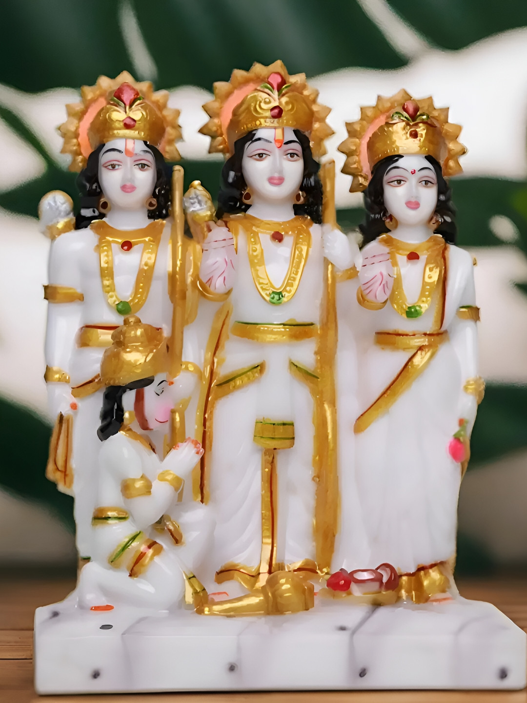 

VIVARS CRAFT White Religious Idol Showpiece