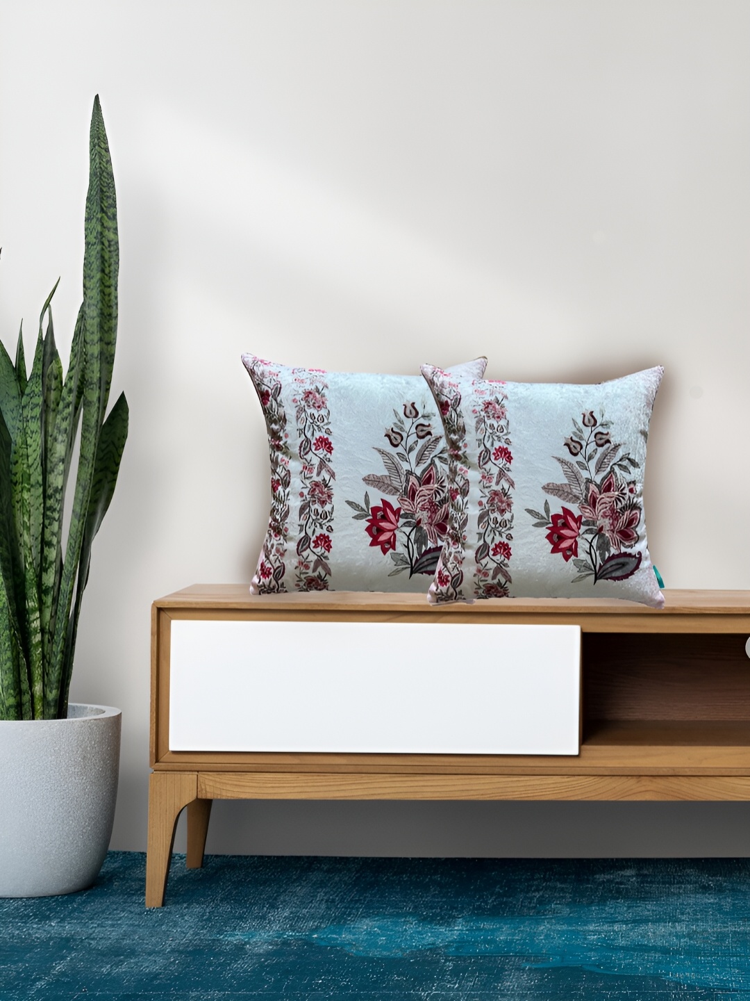 

Tasseled Home Cream Coloured & Red 2 Pieces Floral Printed Velvet Square Cushion Covers