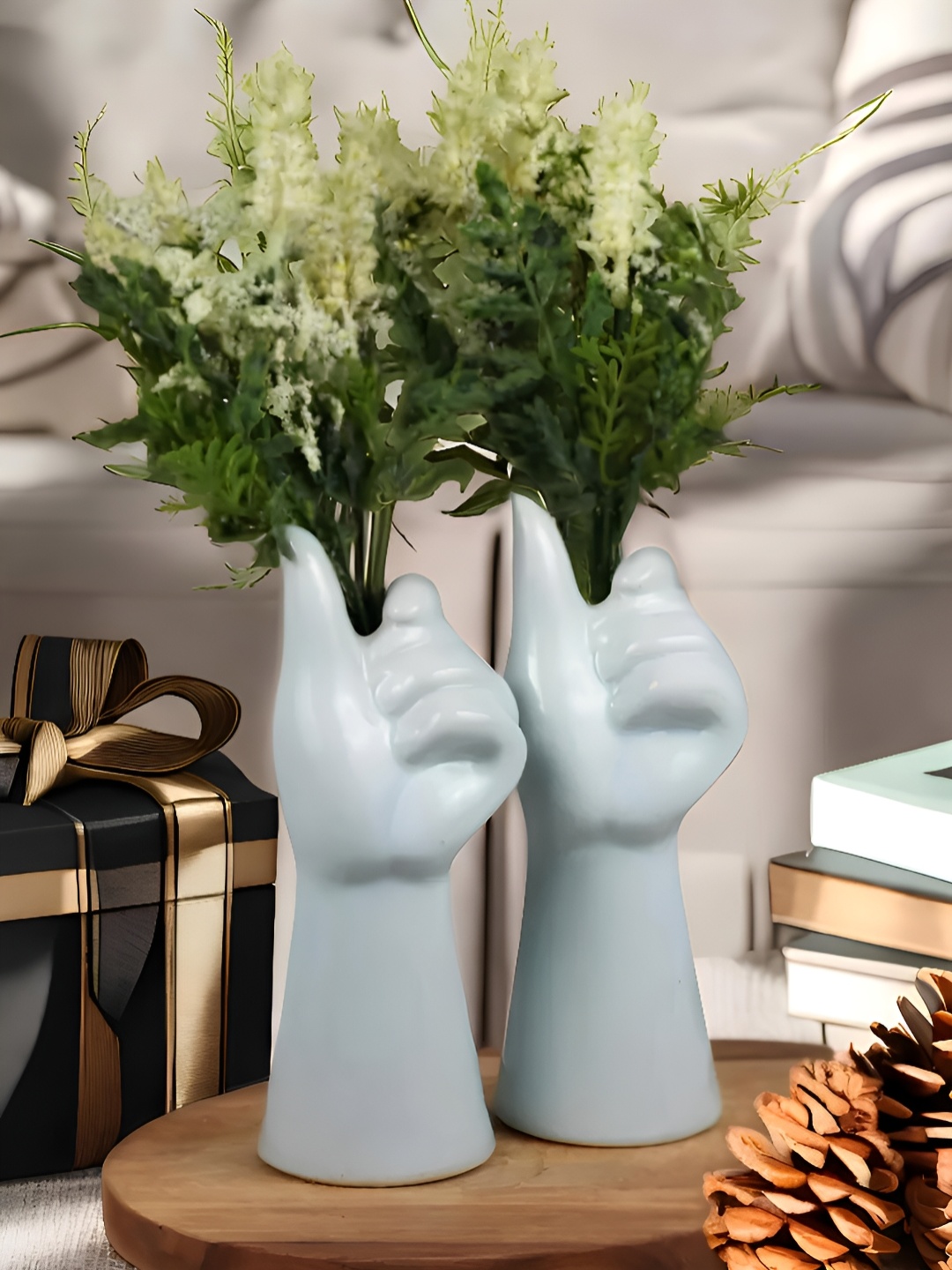 

Kaolinite 2 Pieces Off White Hand Shaped Ceramic Flower Vases