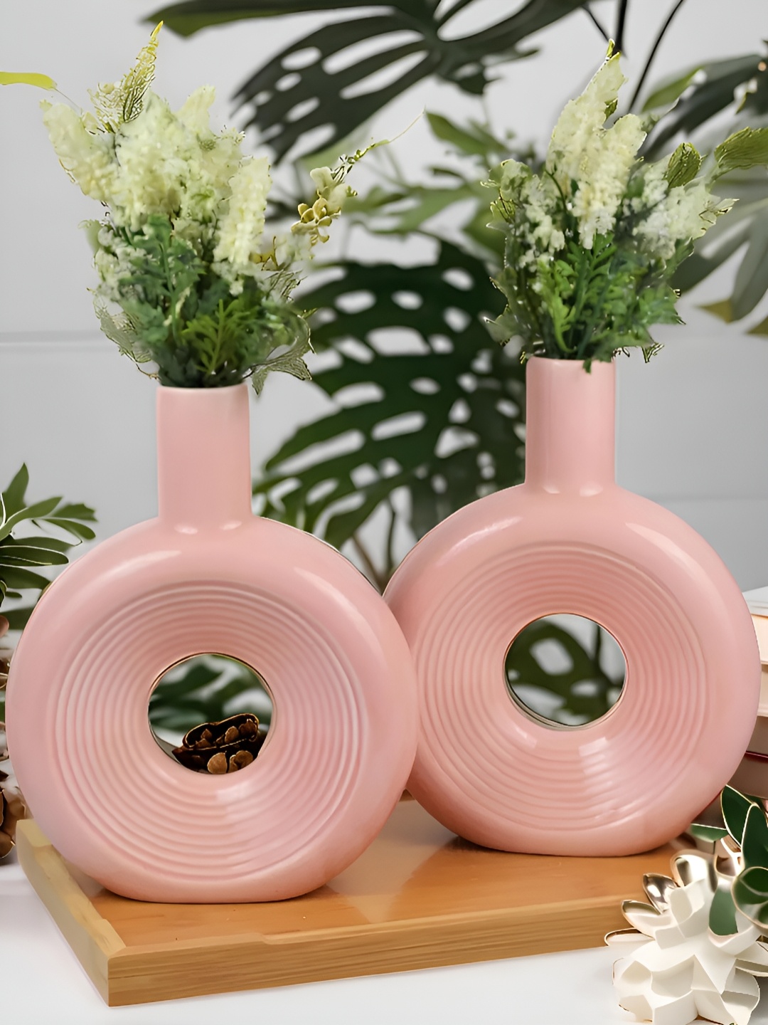 

Kaolinite Pink 2 Pieces Donut-Shaped Ceramic Flower Vases