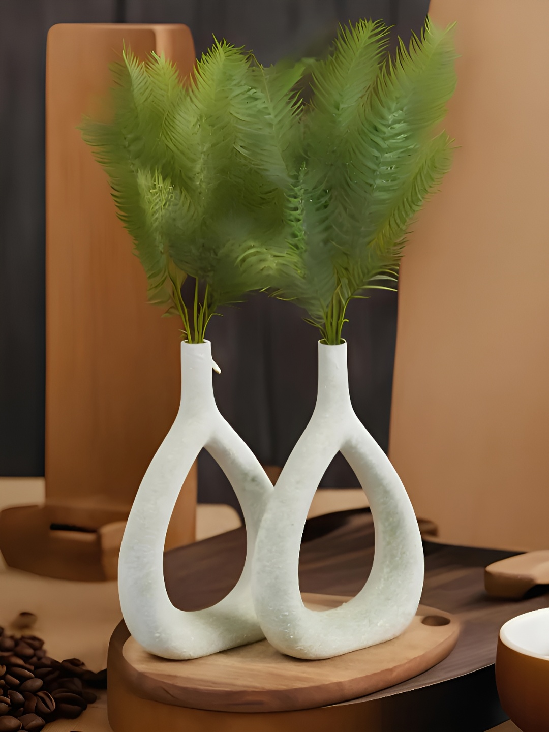 

Kaolinite 2 Pieces Green & White Textured Ceramic Flower Vases