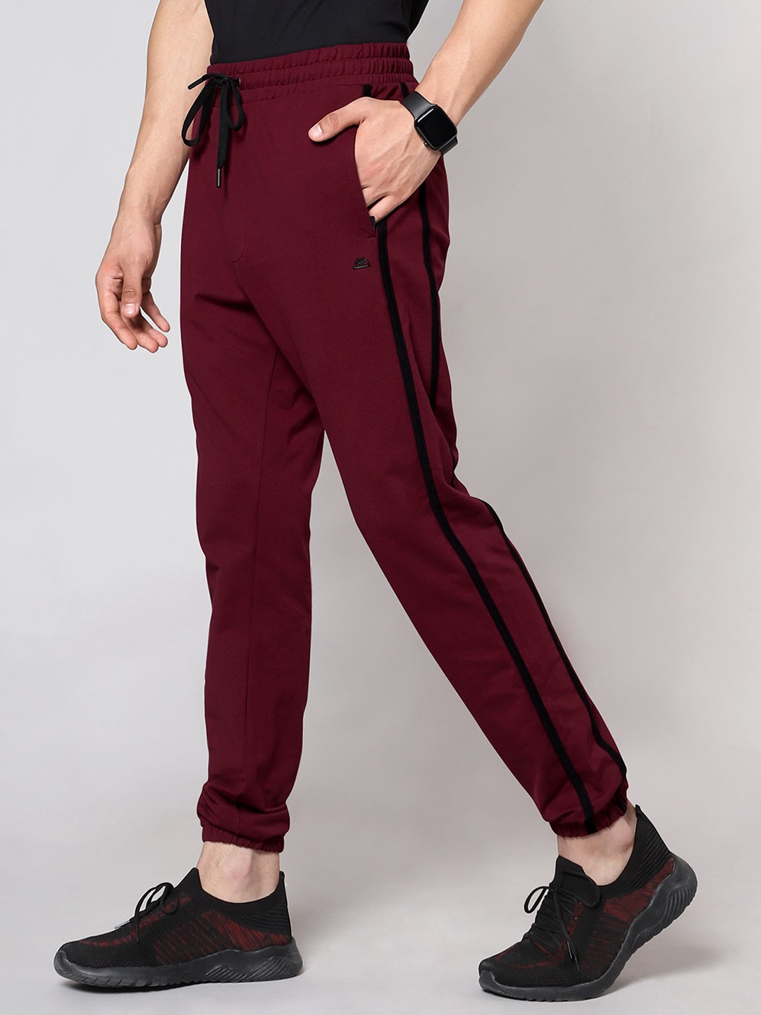 

Beyoung Men Sweat Absorbent Cotton Running Joggers, Burgundy