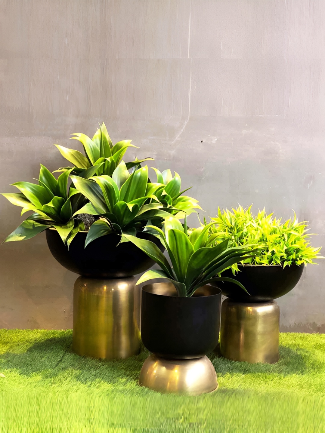 

Garden Deco 3-pcs Black Brass Indoor Planters