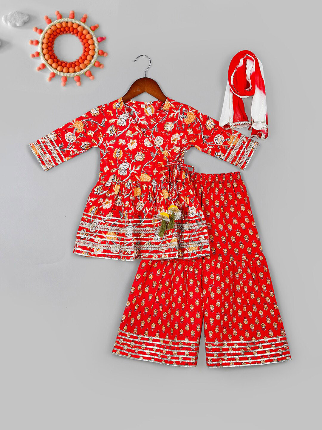 

Naughty Ninos Girls Floral Printed Angrakha Gotta Patti Pure Cotton Kurta Set, Red