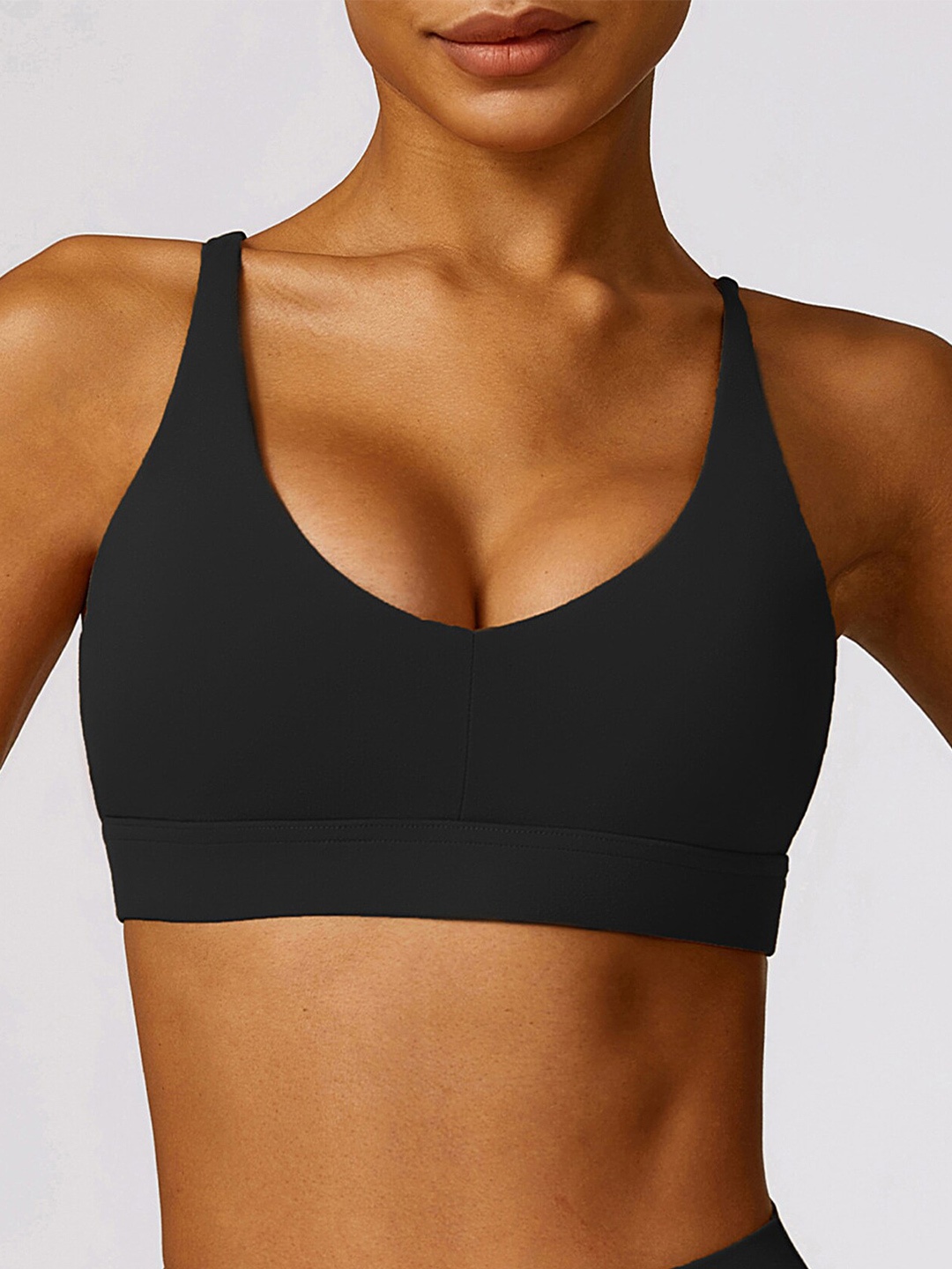 

LULU & SKY Medium Coverage Training or Gym Workout Bra With All Day Comfort, Black