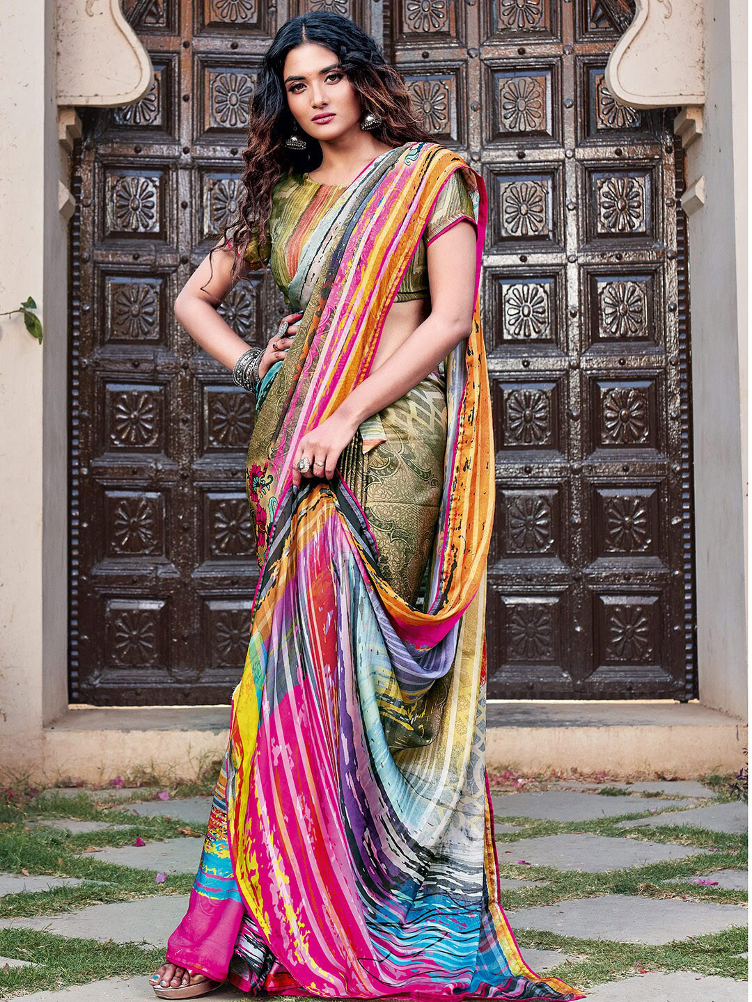 

KALINI Abstract Printed Satin Saree, Pink