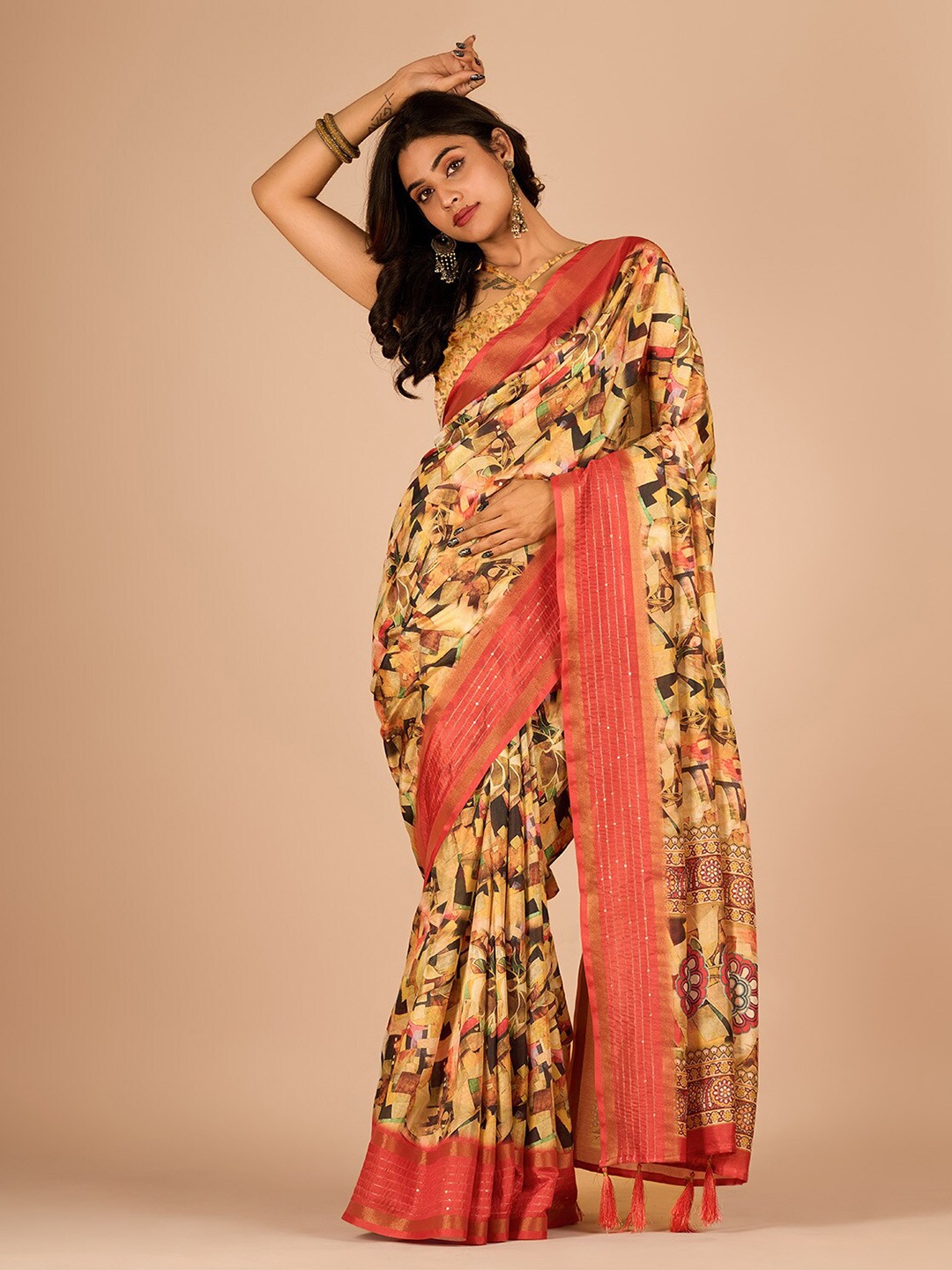 

SANJANA SILK Floral Printed Sequinned Maheshwari Saree, Yellow