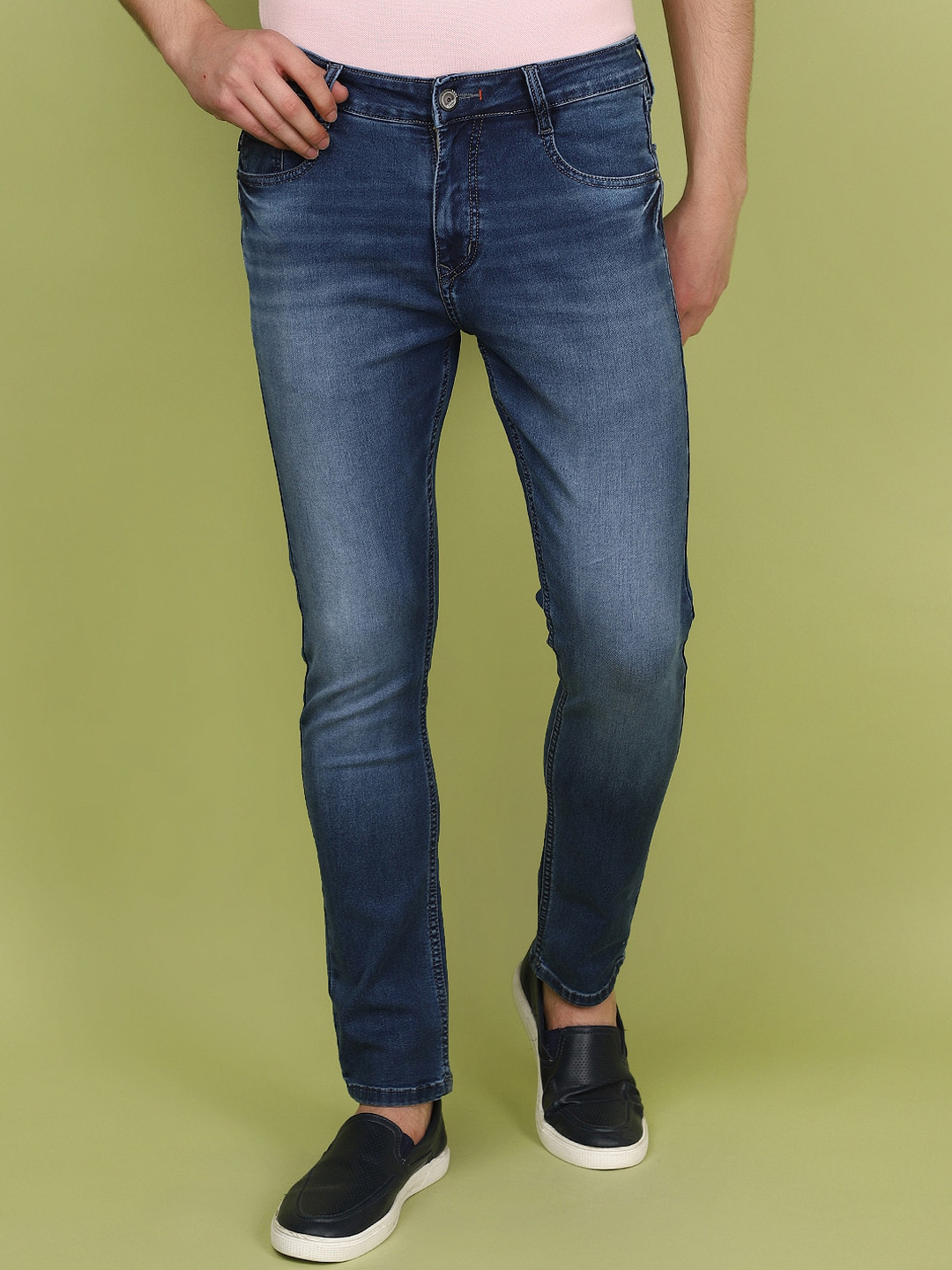 

V-Mart Men Slim Fit Heavy Fade Jeans, Blue