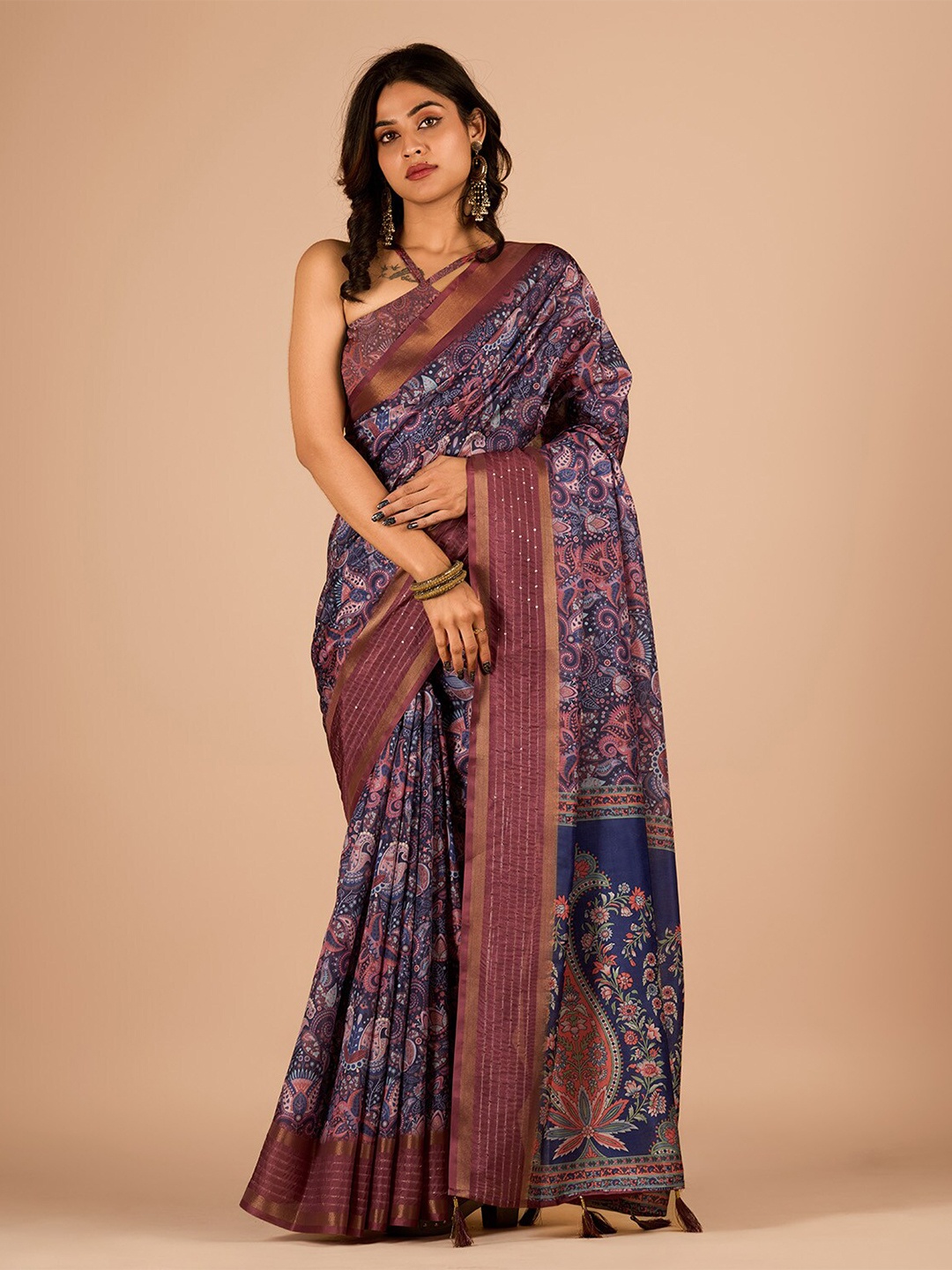 

Sitanjali Ethnic Motifs Printed Sequinned Work Maheshwari Zari Saree, Navy blue