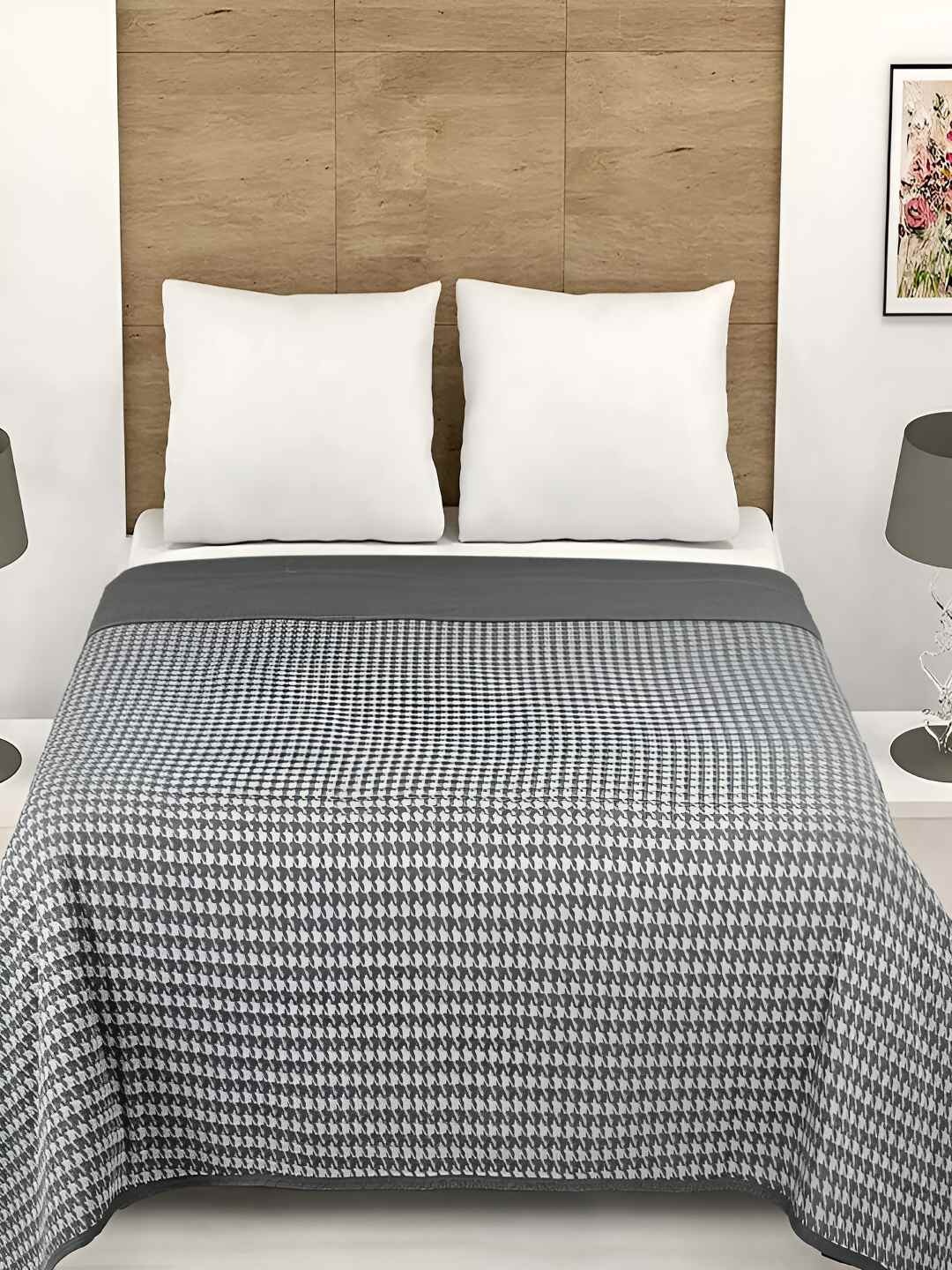 

GAPU & BALY Black & White AC Room Cotton 300 GSM Double Bed Dohar