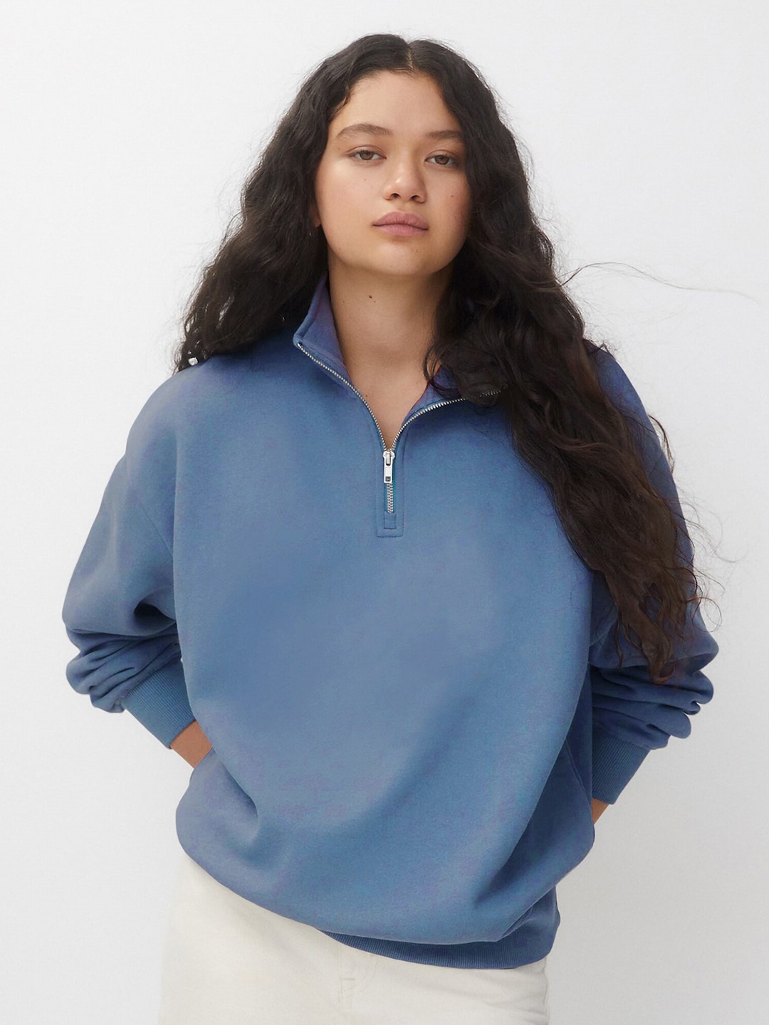 

MISCHIEF MONKEY Mock Collar Sweatshirt, Blue