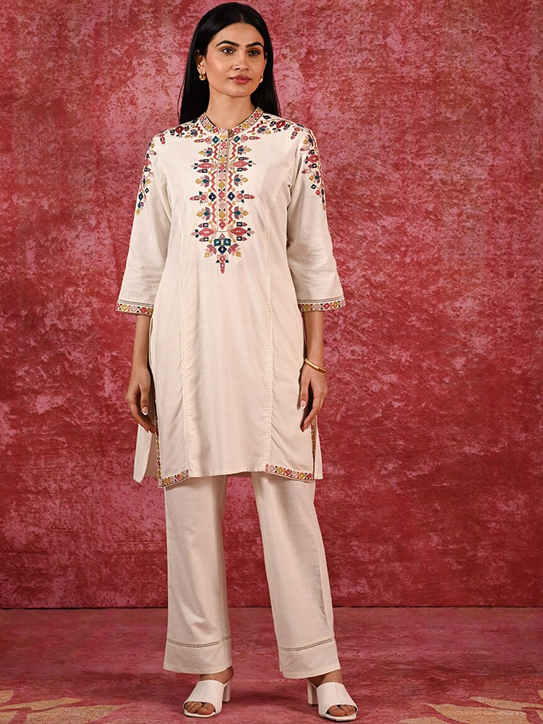 

Lakshita Ethnic Motifs Band Collar Three-Quarter Sleeves Thread Work Kurta with Trousers, Off white