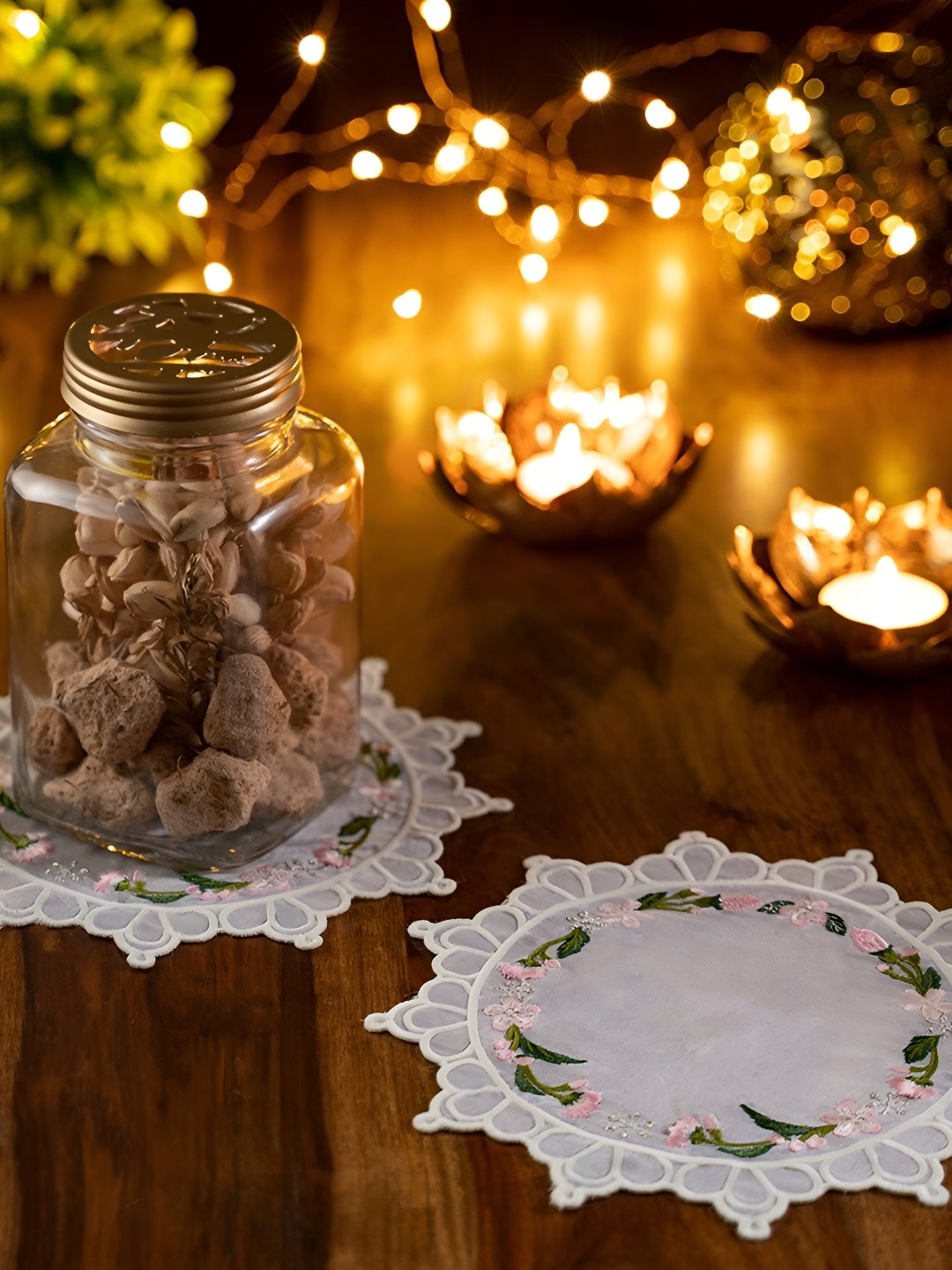 

KOLOROBIA White 2 Pieces French Doily Embroidered Lace Coasters