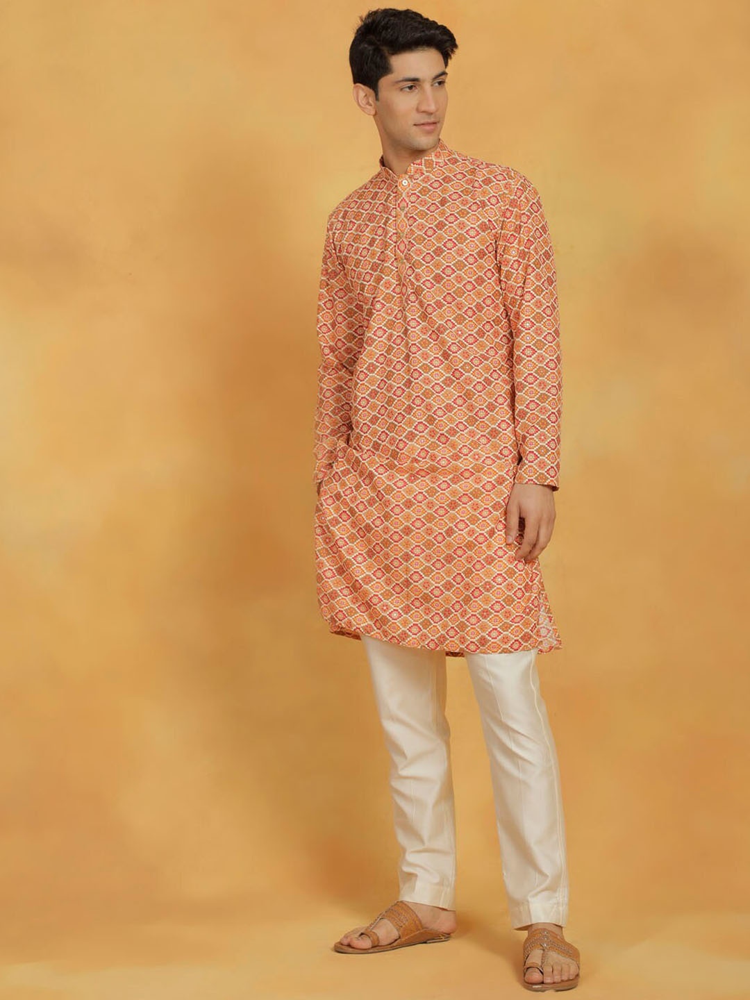 

VASTRAMAY Ethnic Motifs Printed Thread Work Straight Kurta with Pyjamas, Orange