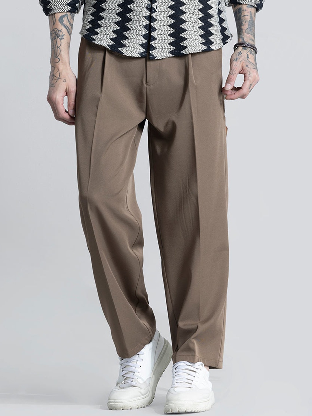 

Snitch Men Brown Relaxed Loose Fit Cotton Chinos Trousers