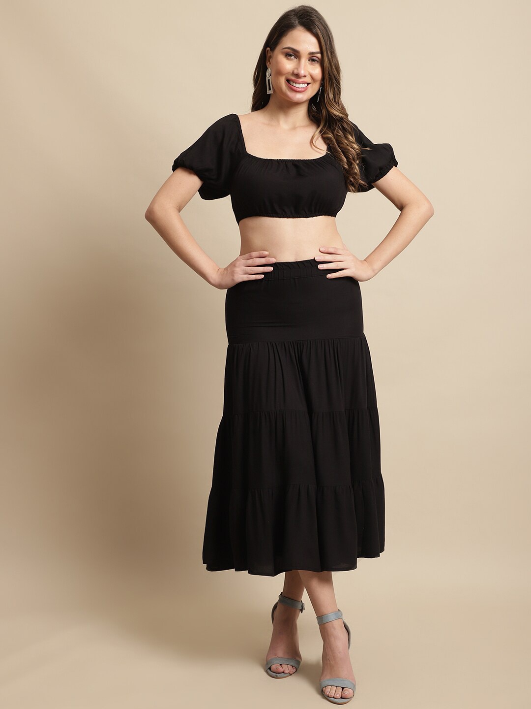 

NoBarr Puff Sleeves Square Neck Fitted Crop Top, Black