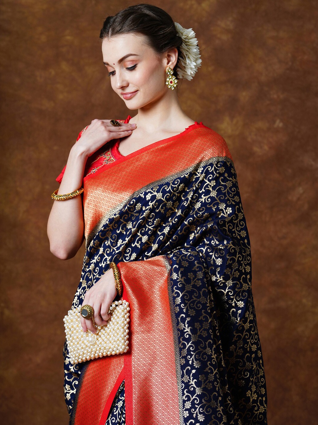 

Anouk Ethnic Motifs Kanjeevaram Zari Saree, Navy blue