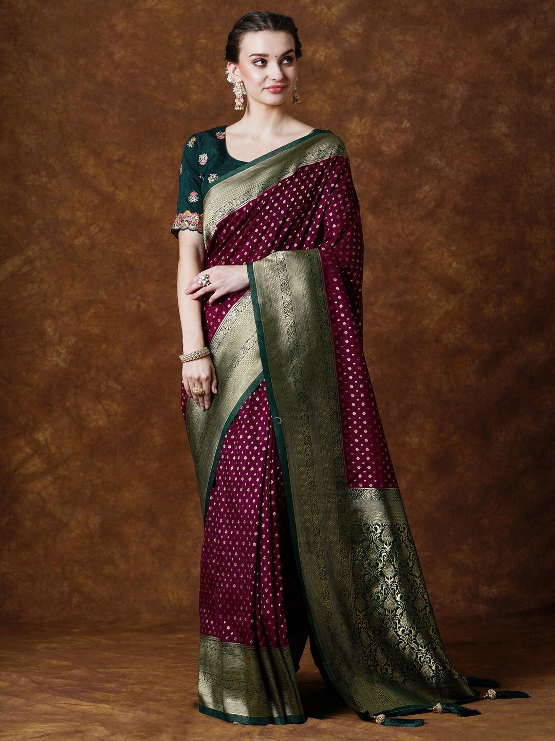 

Anouk Ethnic Motifs Kanjeevaram Zari Saree, Burgundy