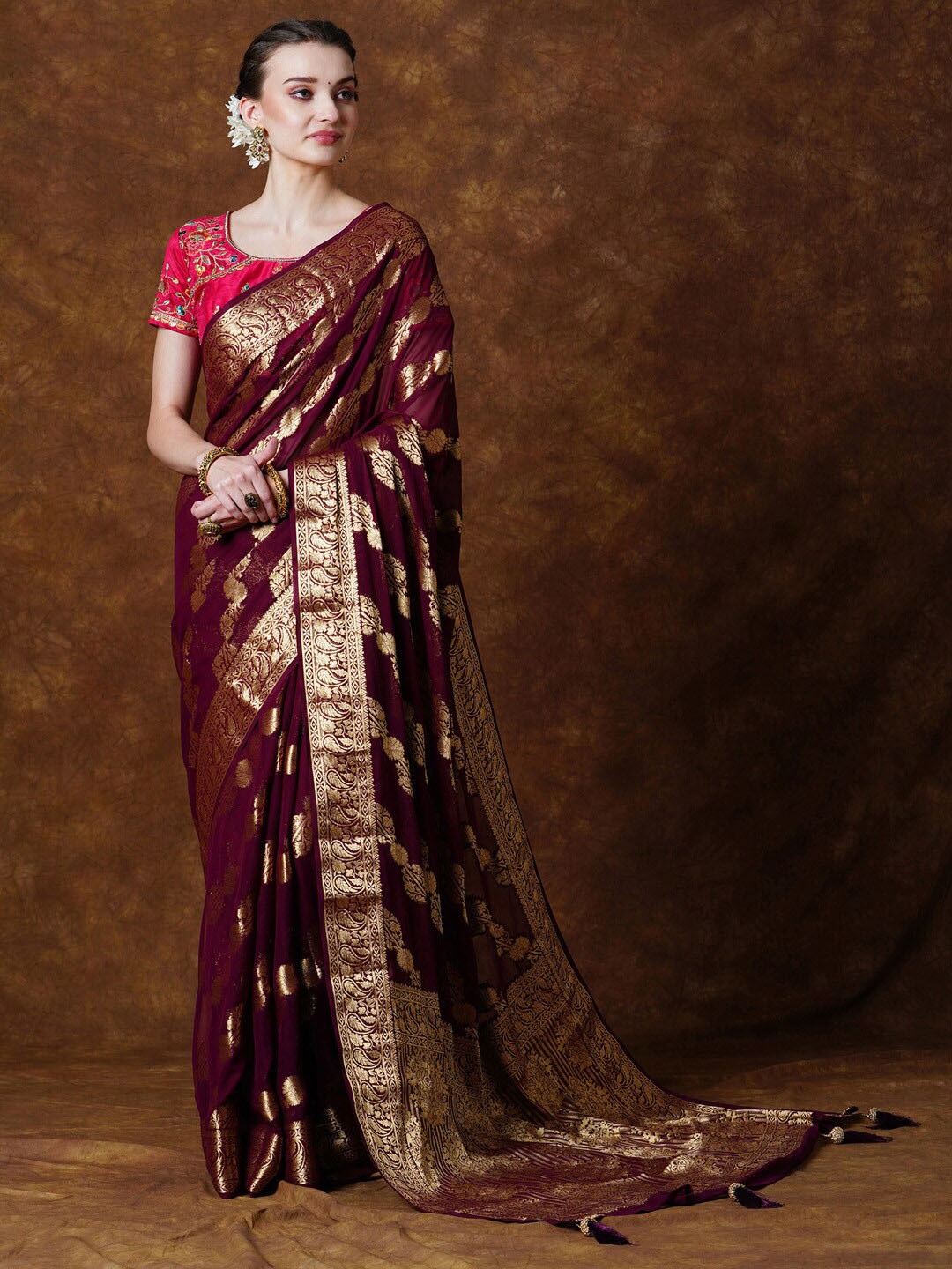 

Anouk Ethnic Motifs Kanjeevaram Zari Saree, Burgundy