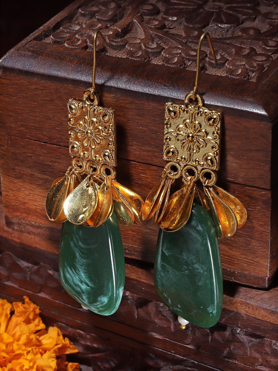 

DUGRISTYLE Gold Plated Pearls Beaded Contemporary Drop Earrings, Green