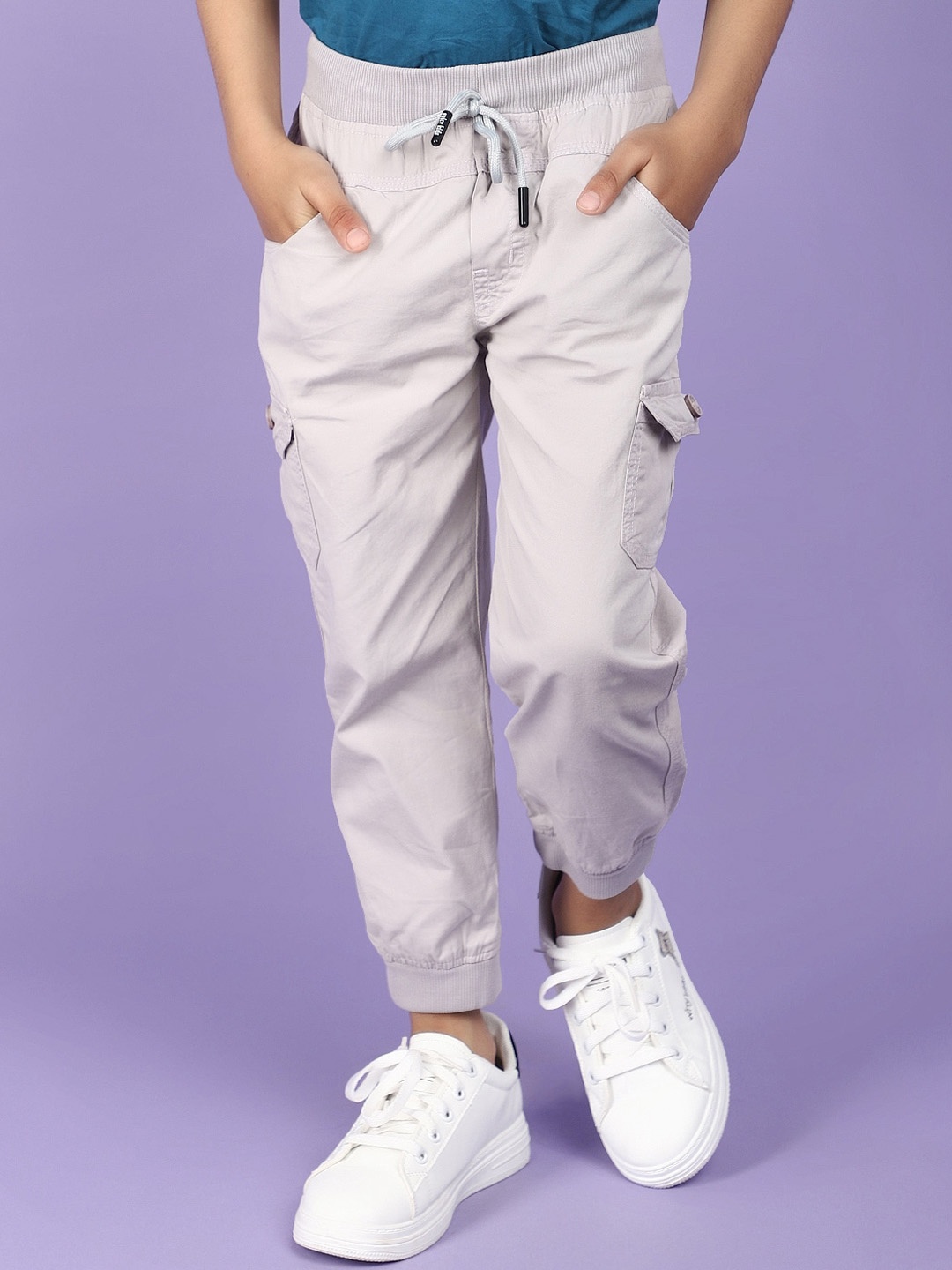 

V-Mart Boys Mid-Rise Cotton Joggers Trouser, Grey