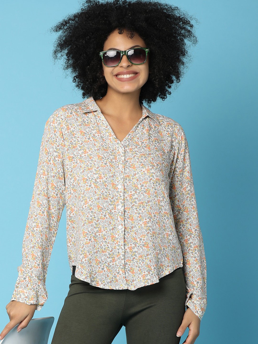 

V-Mart Floral Printed Spread Collar Long Sleeves Regular Fit Casual Shirt, Off white