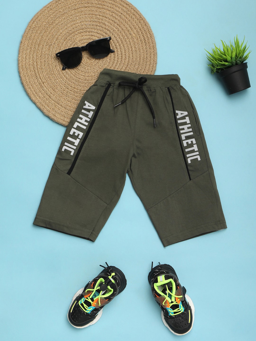 

V-Mart Boys Typography Printed Cotton Shorts, Green