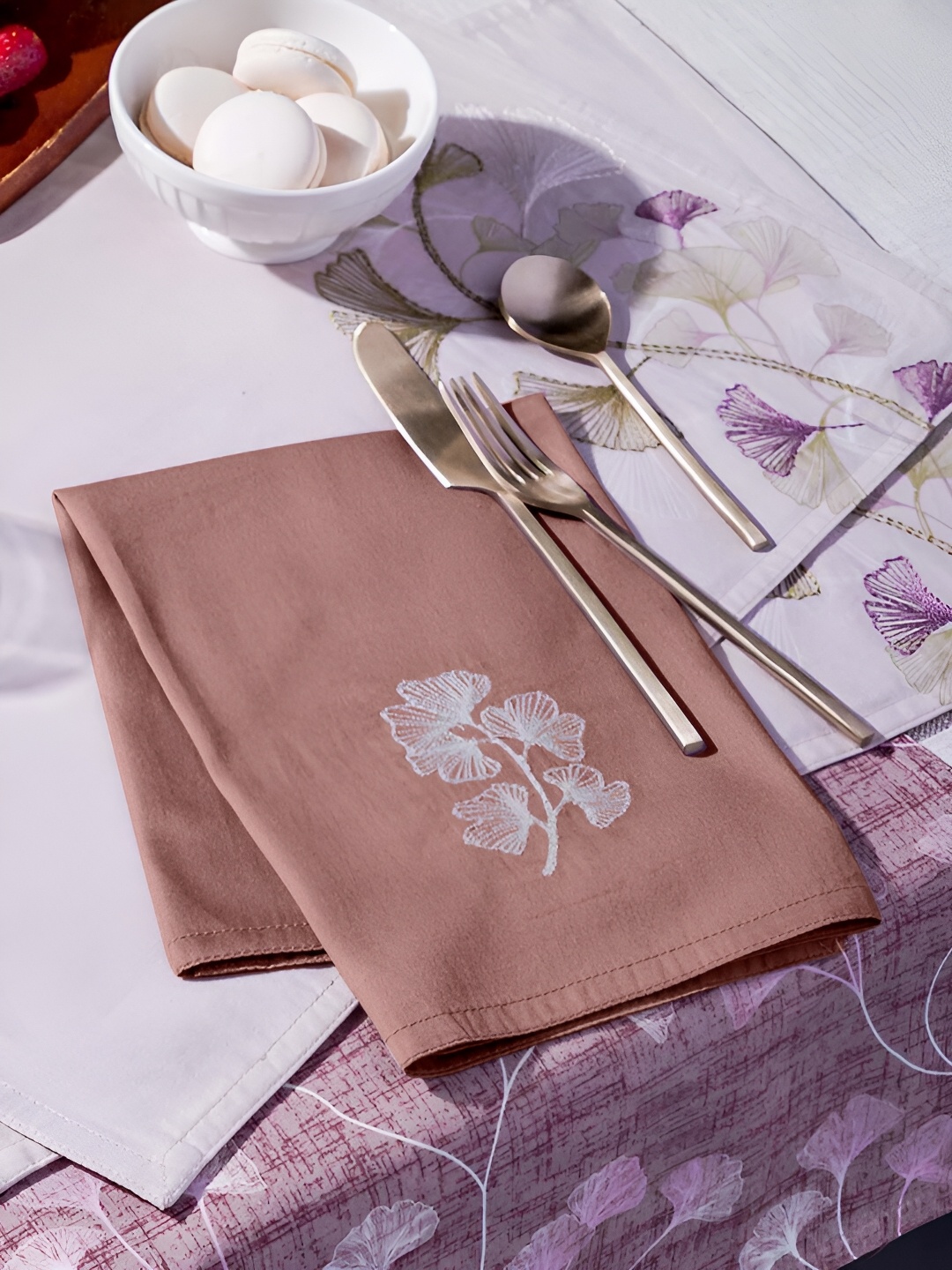 

Eris Home Gingko Brown 4 Pieces Embroidered Pure Cotton Table Napkins