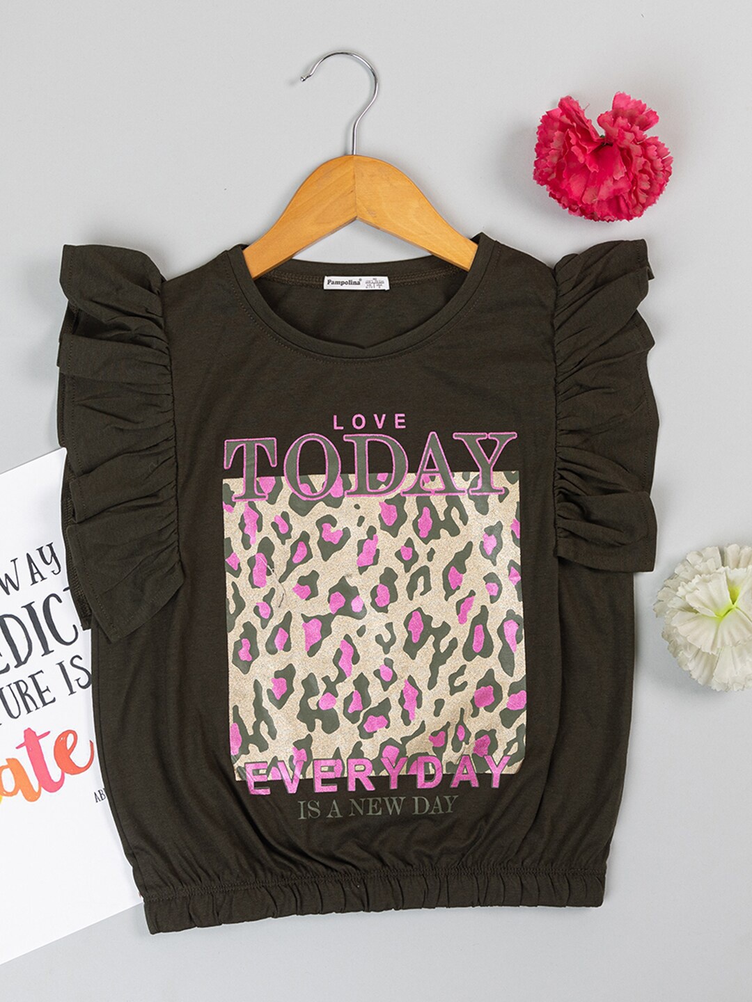 

PAMPOLINA Girls Printed Flutter Sleeves Cotton Blouson Top, Olive