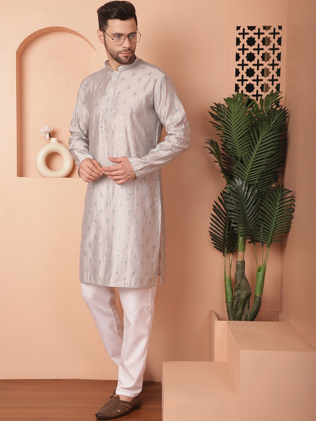 Anouk Floral Printed Mandarin Collar Long Sleeves Straight Kurta, Grey