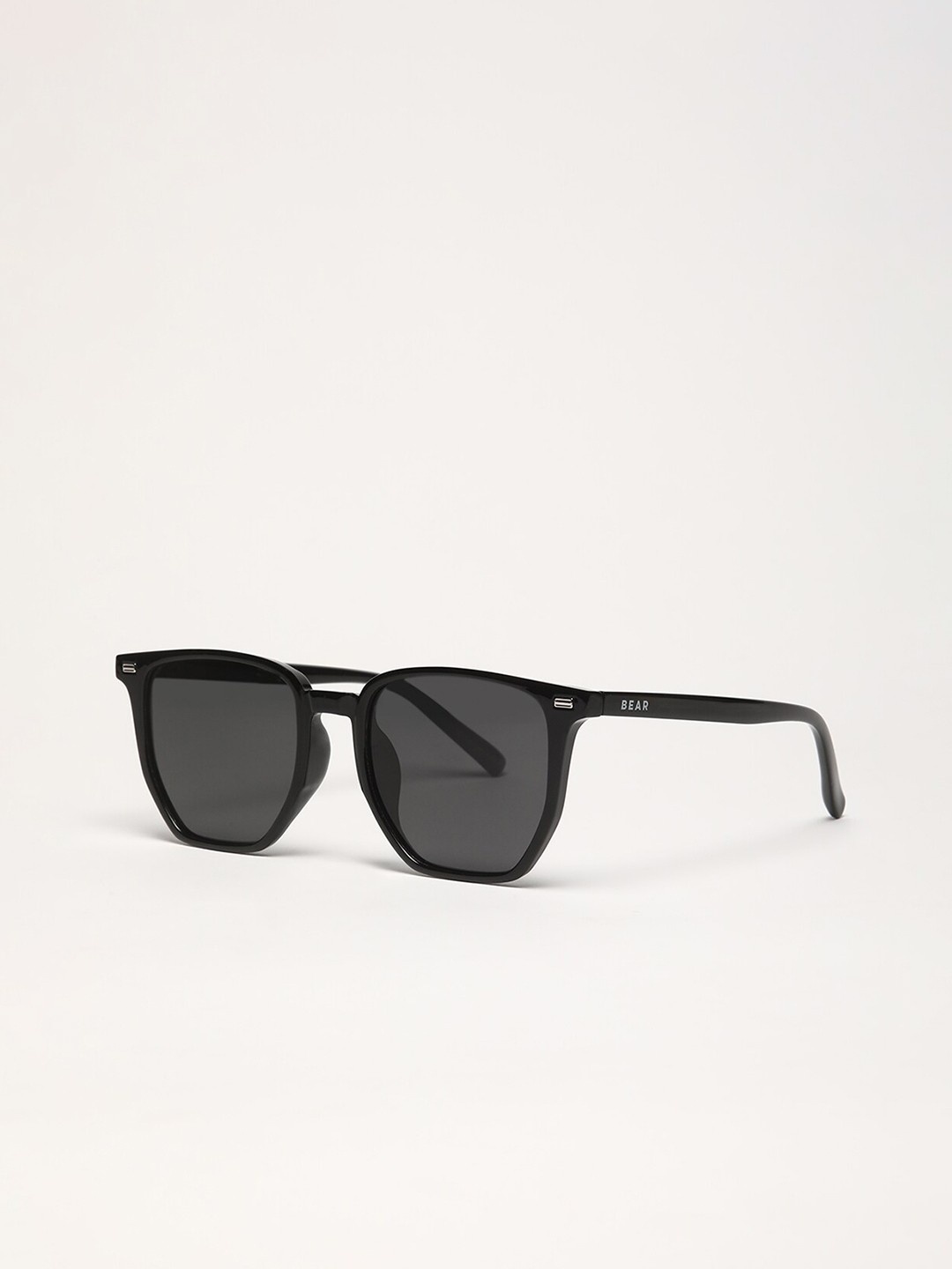 

THE BEAR HOUSE Men Wayfarer Sunglasses BSG-POMEA-BK, Black