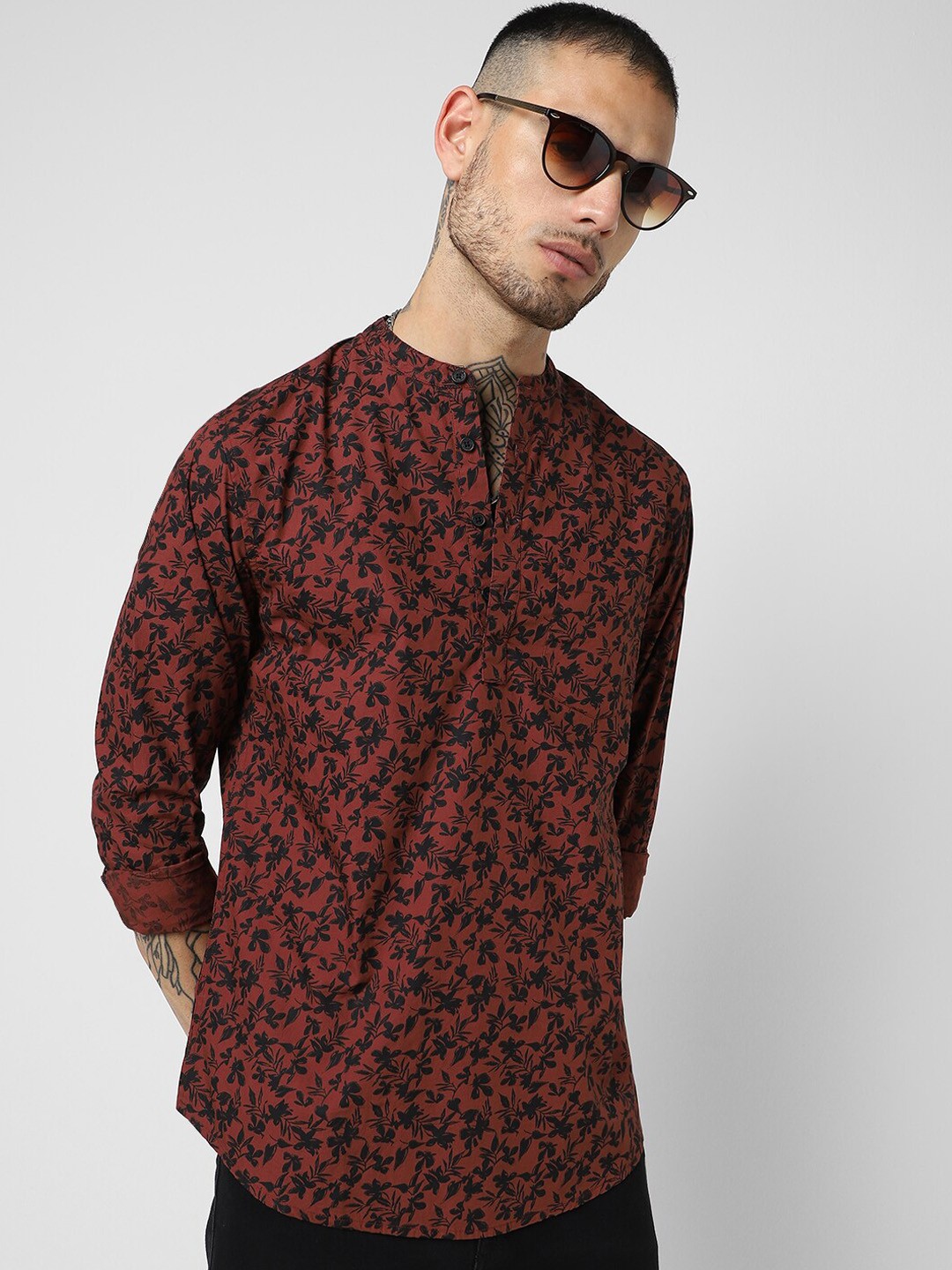 

VASTRADO Mandarin Collar Long Sleeves Floral Printed Cotton Straight Kurta, Rust